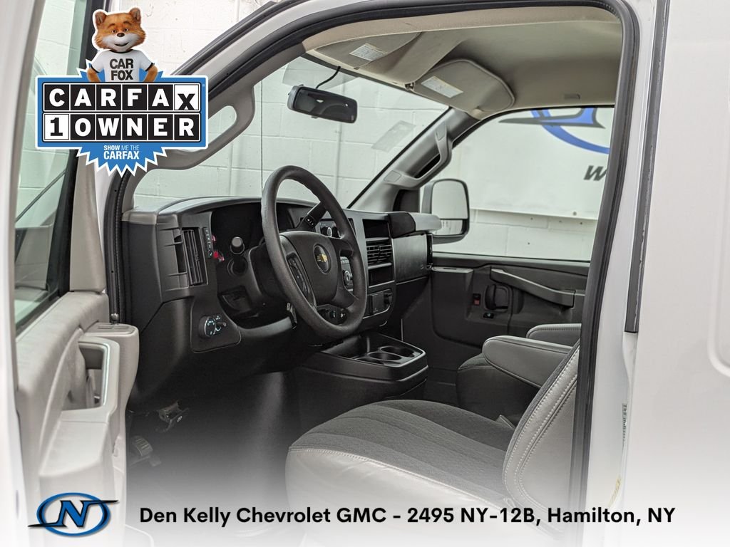 Used 2025 White Chevrolet Work Van image 4