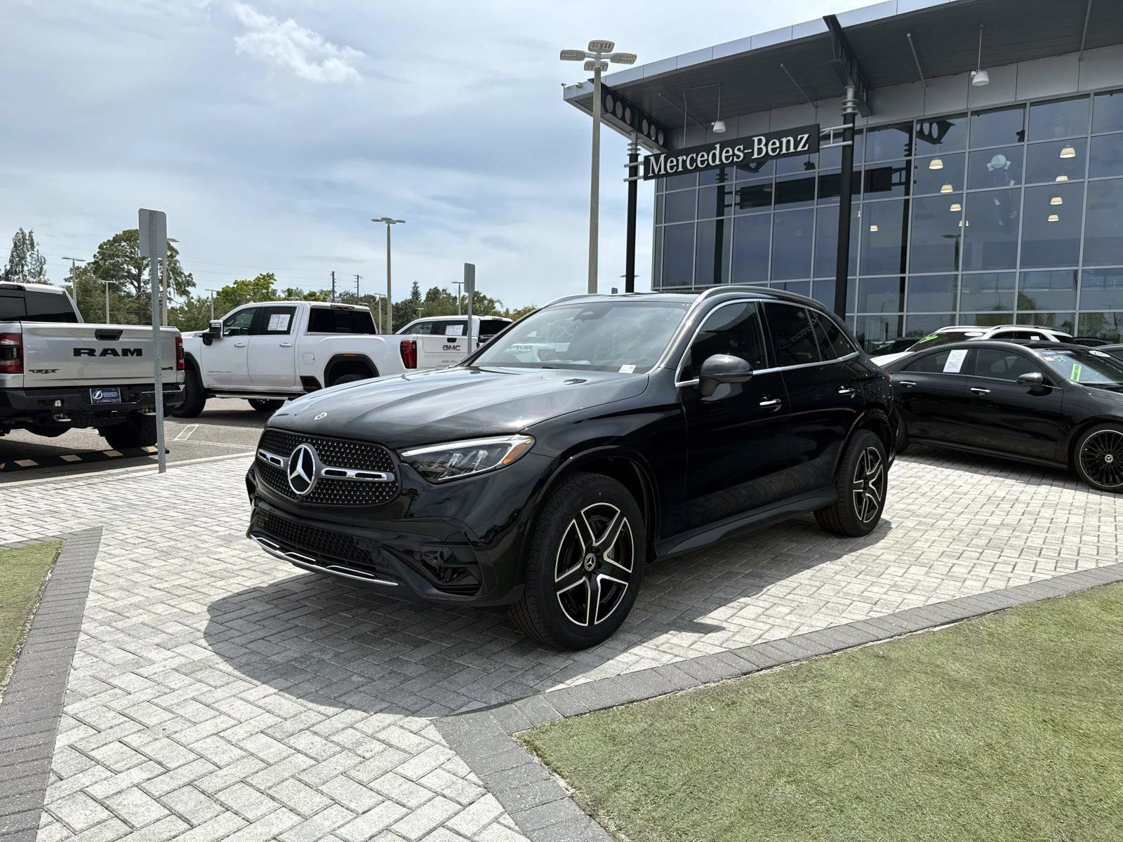 New 2026 Black Mercedes-Benz 350e 4MATIC® SUV image 2