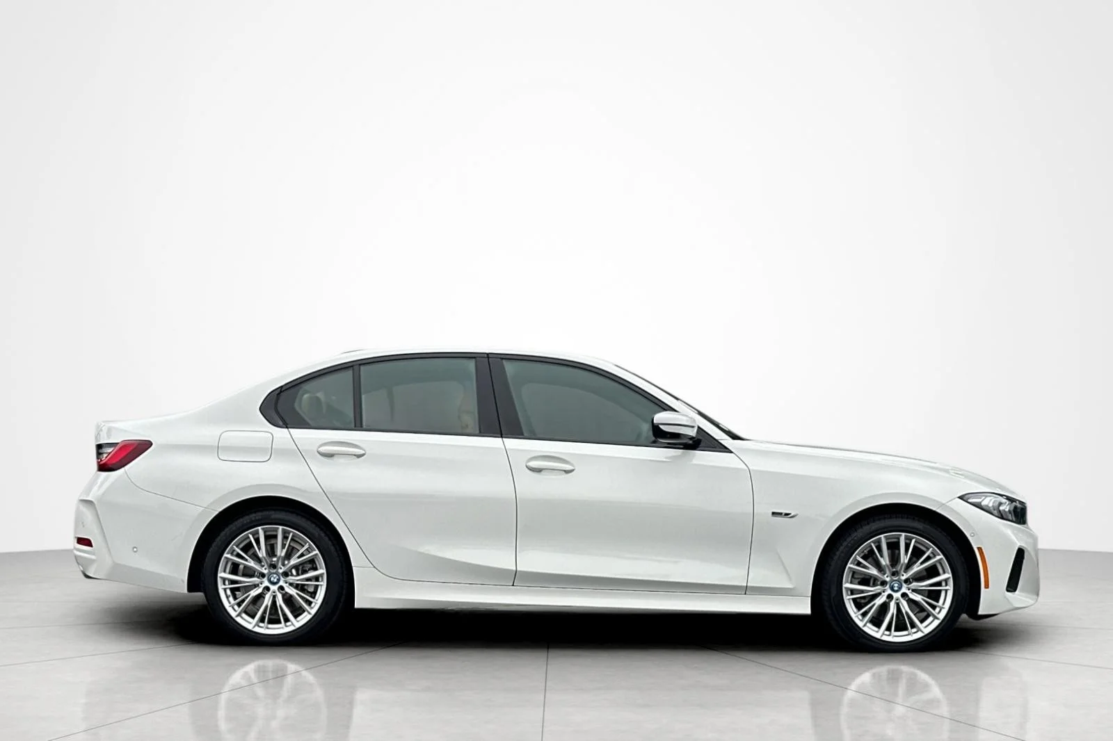 Used 2023 Alpine White BMW 330e image 6