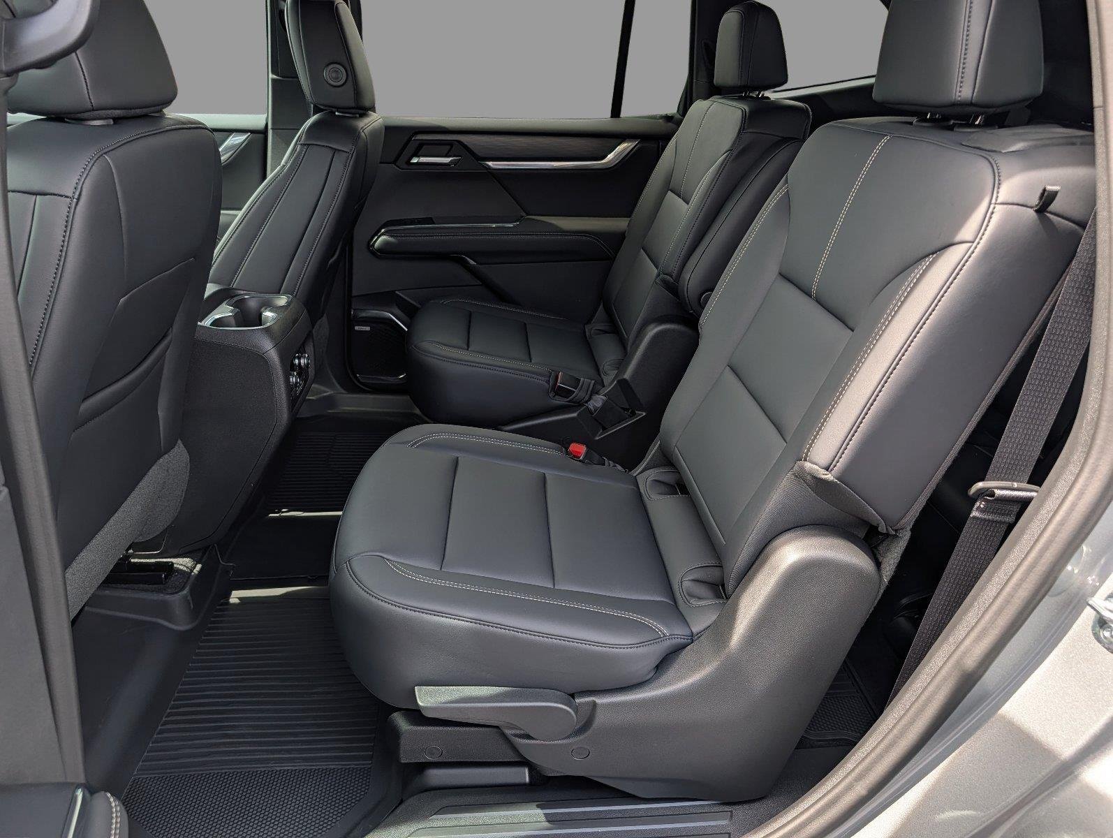 New 2027 Sterling Metallic GMC Elevation image 33