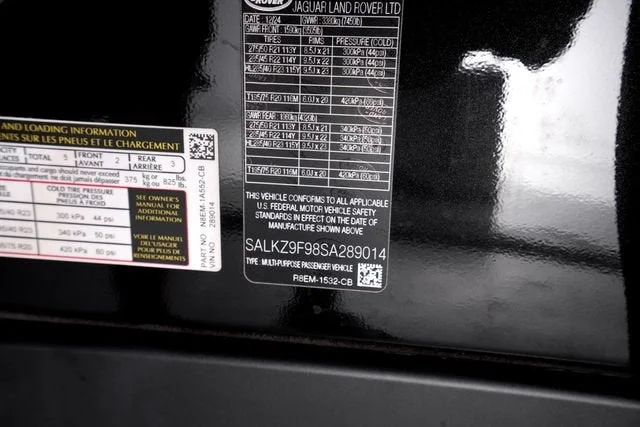 Used 2025 Santorini Black Metallic Land Rover SV image 59