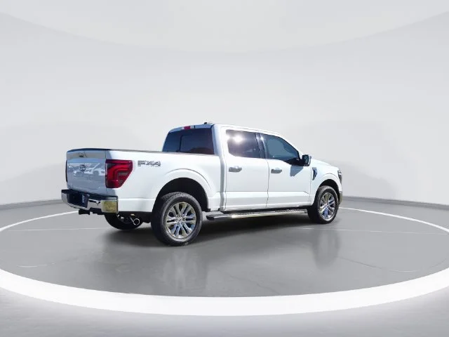 Used 2024 White Ford Lariat image 8