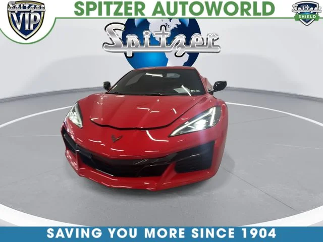 Used 2024 Red Chevrolet Z06 image 3