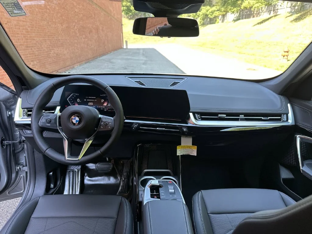 Used 2026 Silver BMW xDrive28i image 23