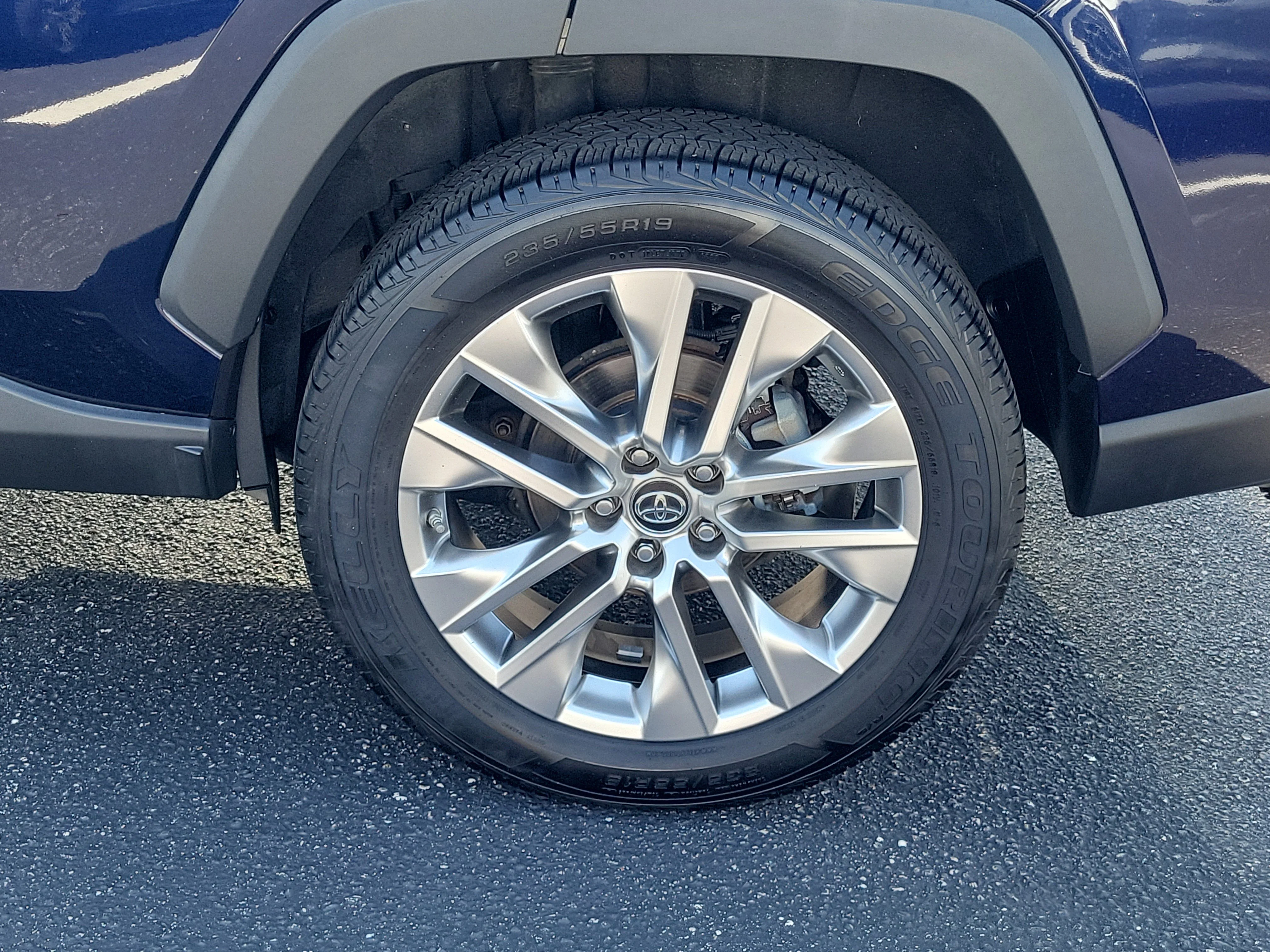 Used 2019 Blueprint Toyota XLE Premium image 31