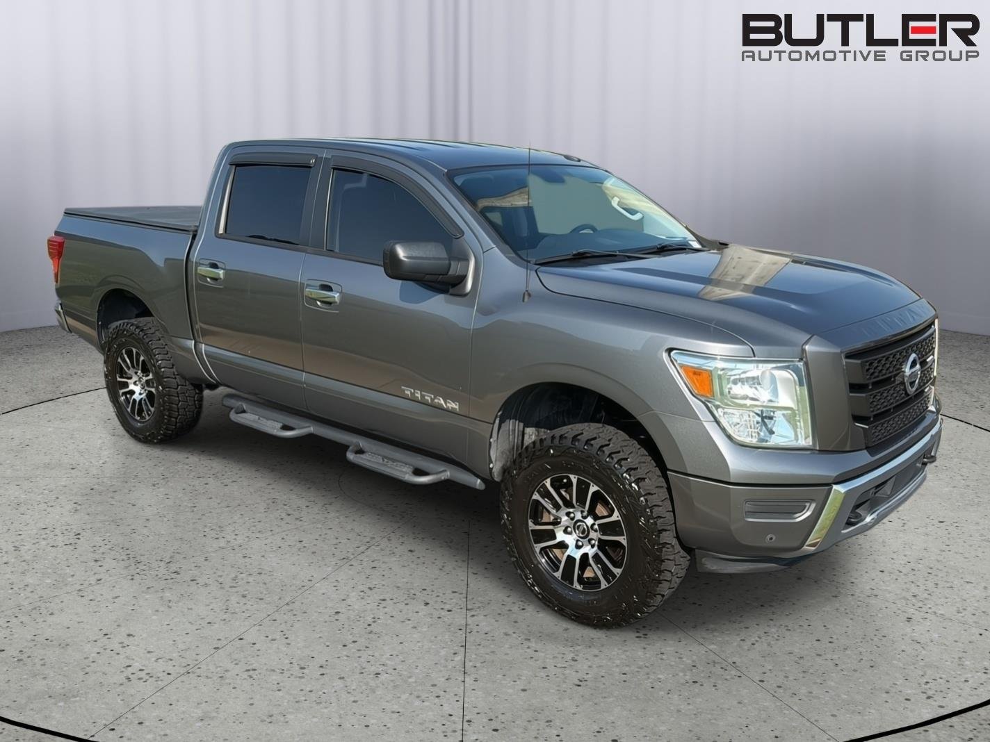Used 2021 Gun Metallic Nissan SV image 7