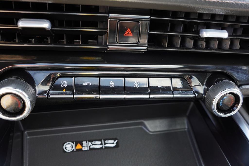 2026 Chevrolet Suburban High Country - Photo 35
