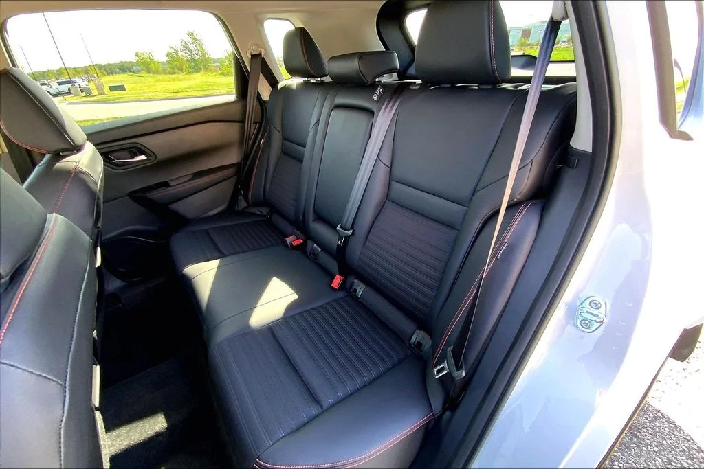 Used 2026 White Nissan Rock Creek image 25