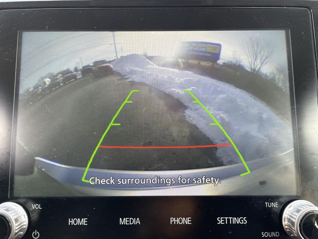 Used 2024  Mitsubishi 2.0 ES image 25