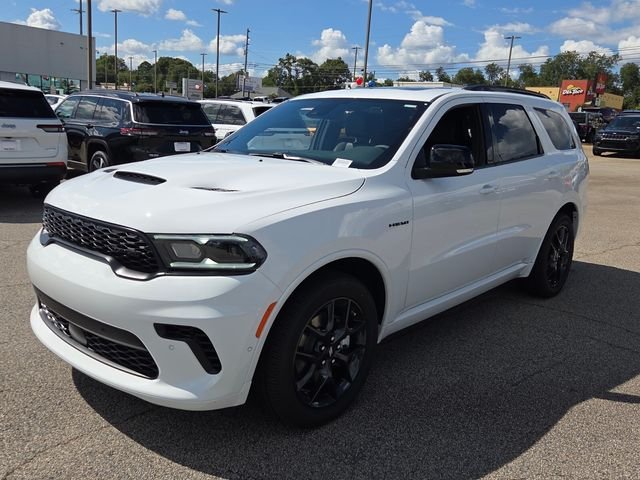 New 2027 White Knuckle Clear-Coat Exterior Paint Dodge GT image 3