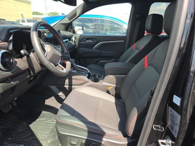 Used 2025 Black Chevrolet Z71 image 2