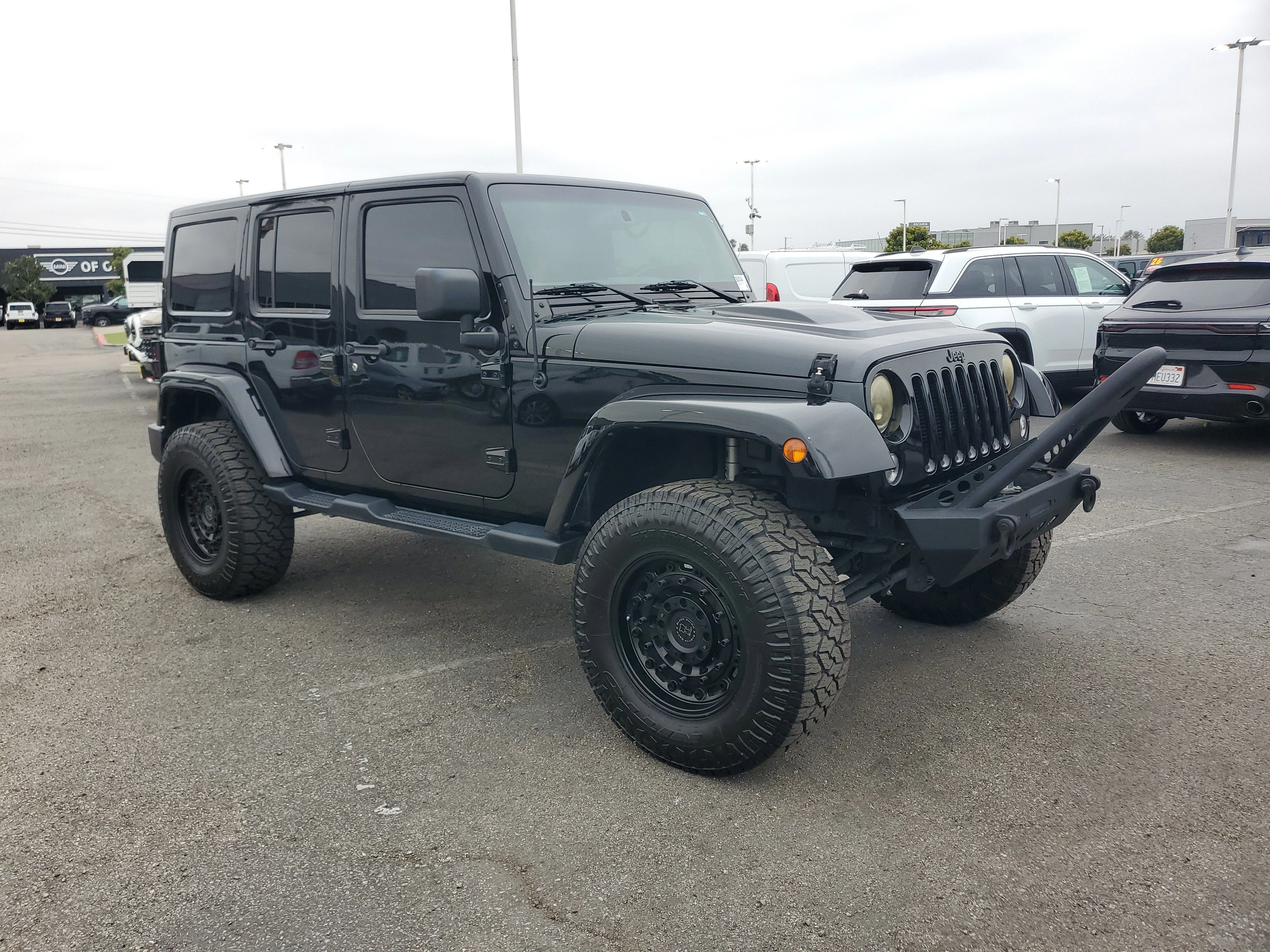 Certified Used 2018 Black Jeep Unlimited Altitude image 28