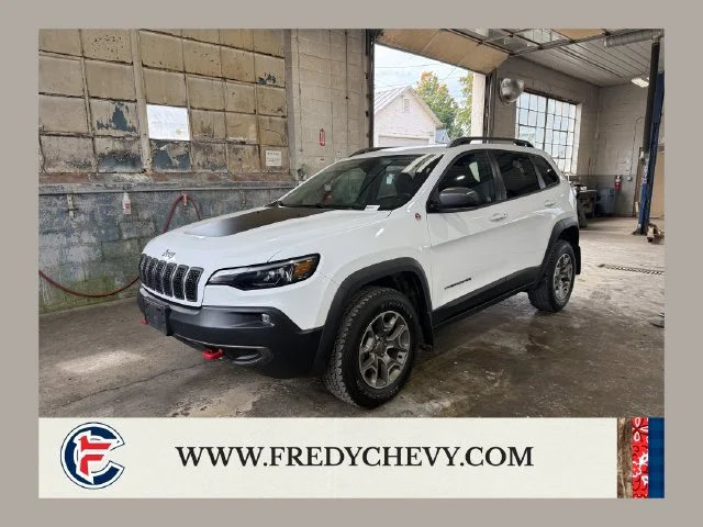 Used 2020 White Jeep Trailhawk 4x4 image 1