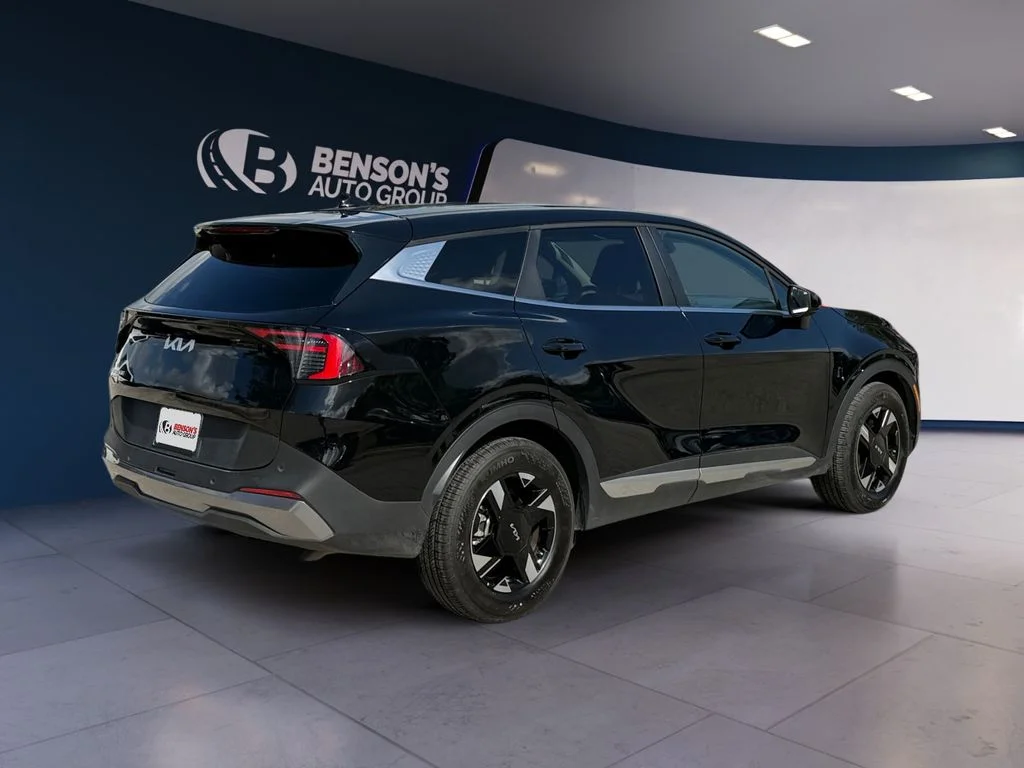 Used 2026 Black Kia LX image 5