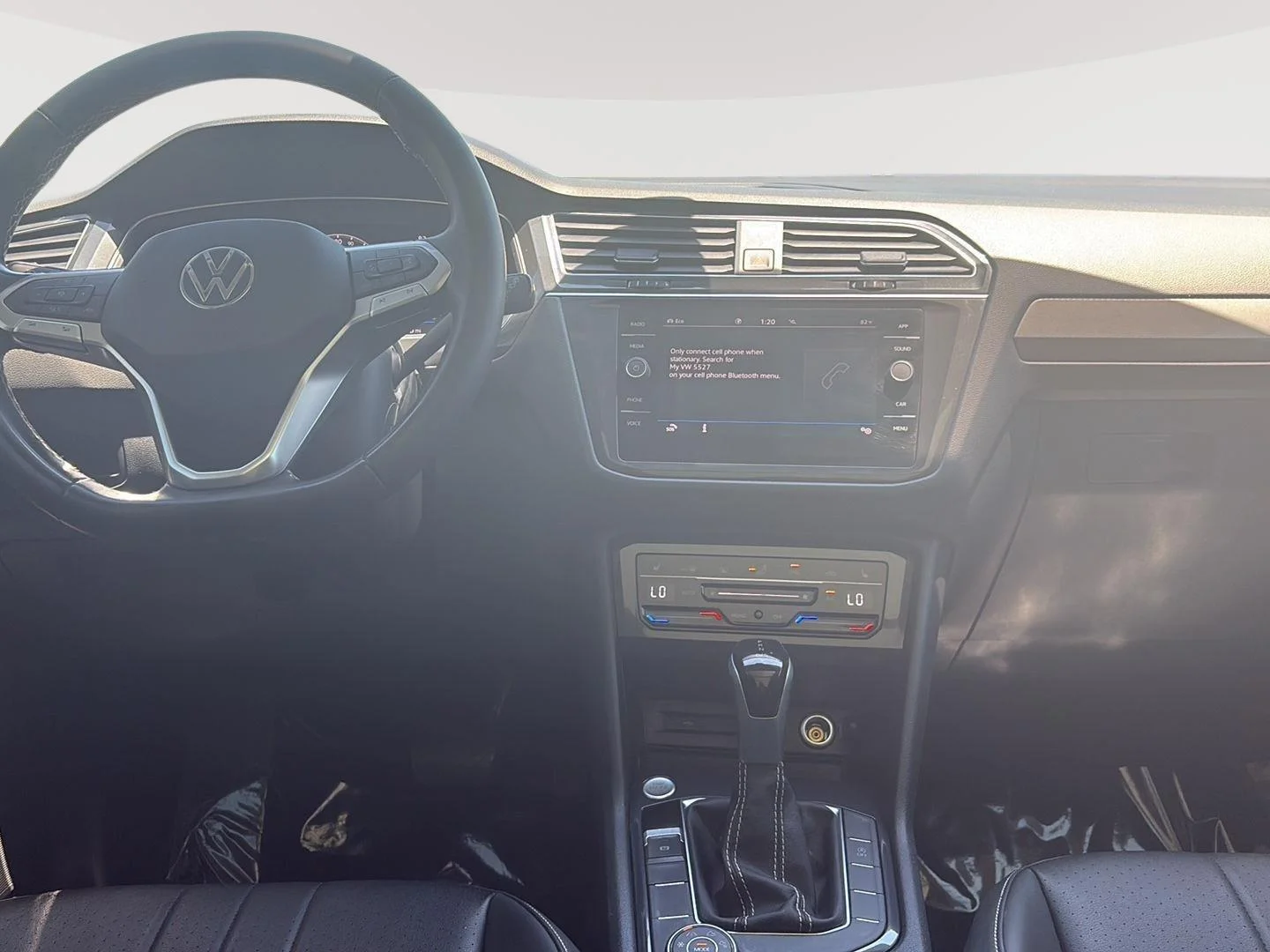 Used 2023 BLACK Volkswagen SE image 15