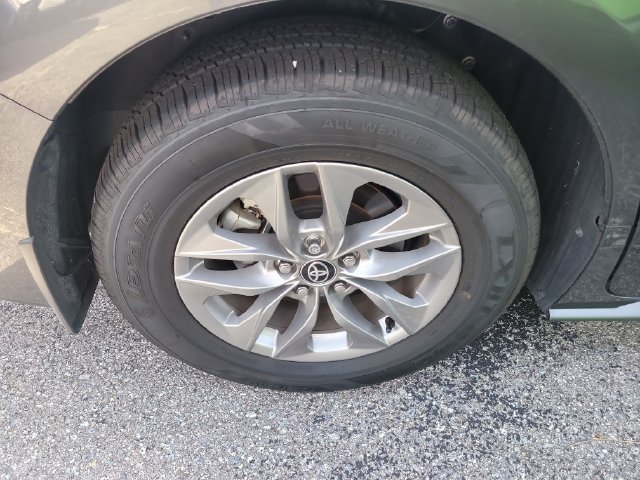 Used 2025 Gray Toyota XLE image 7