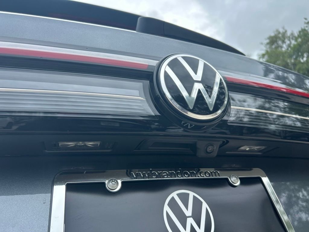 New 2026 Gray Volkswagen 1.5T S image 39