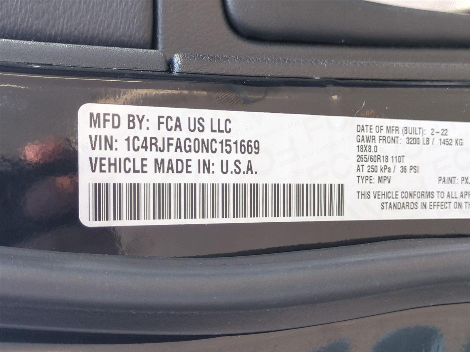 Used 2022 Diamond Black Crystal Pearlcoat Jeep Laredo X image 41