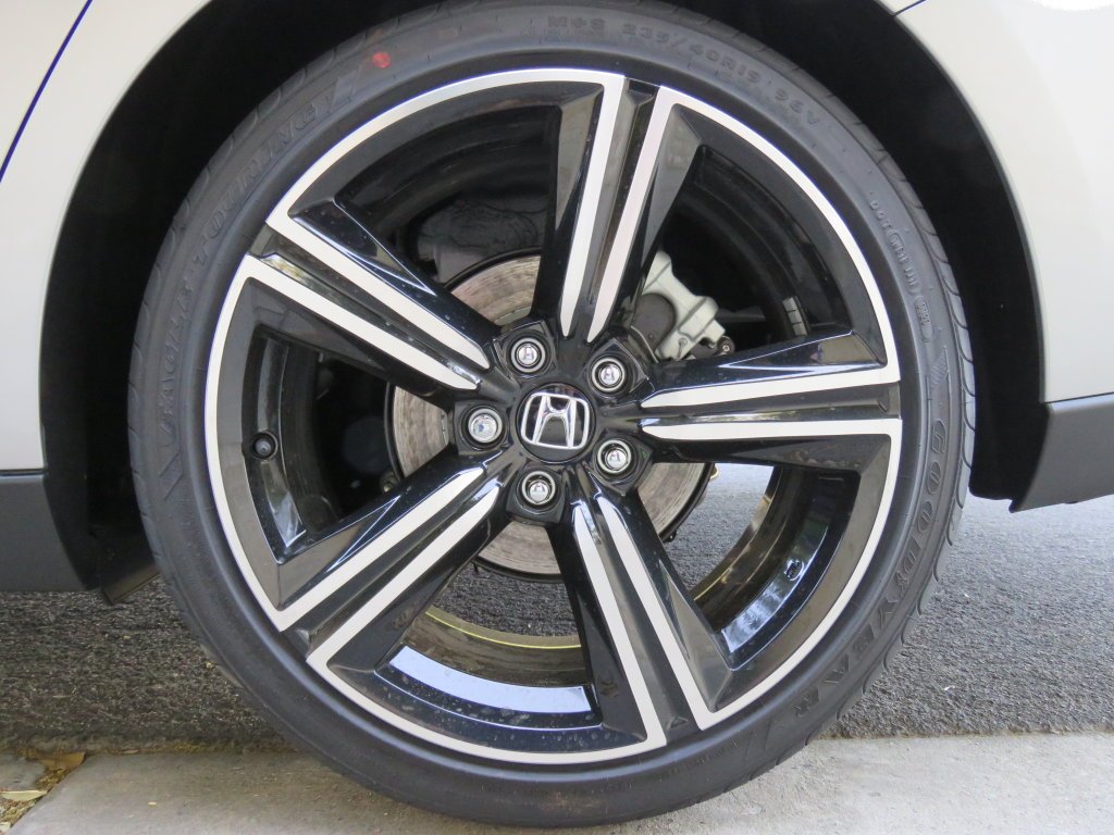 New 2026 Solar Silver Metallic Honda Sport image 11