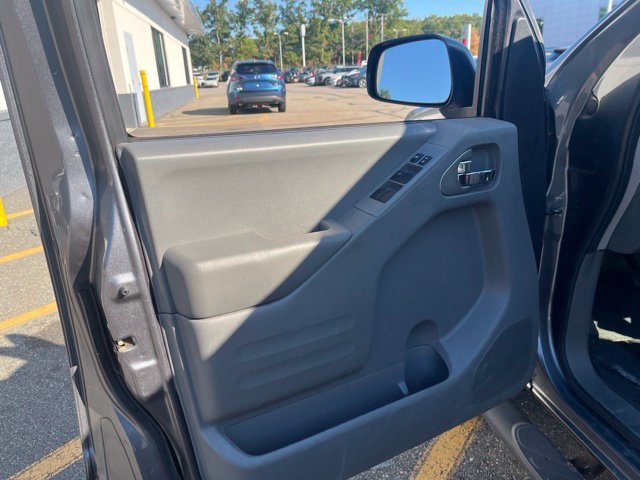 Used 2017 Gray Nissan SV image 10