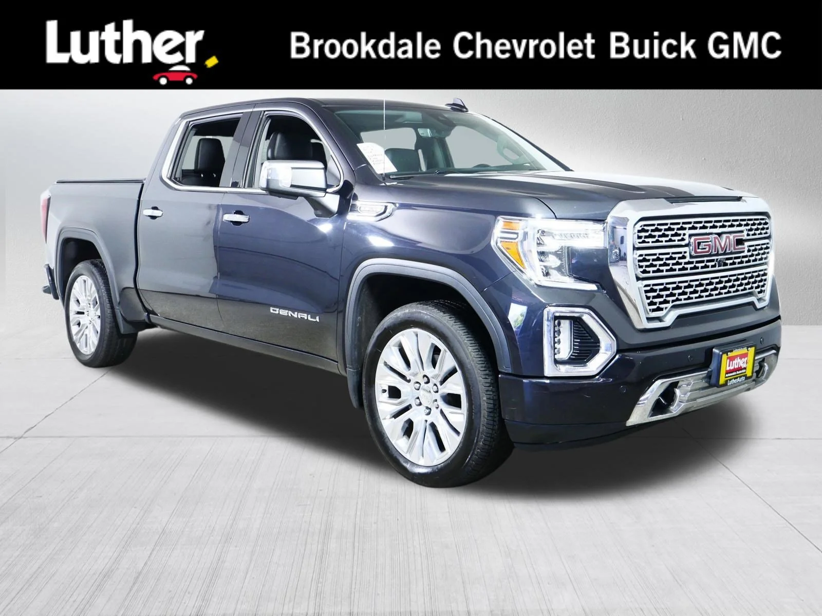 2020 GMC Sierra 4WD Crew Cab Short Box Denali's photo