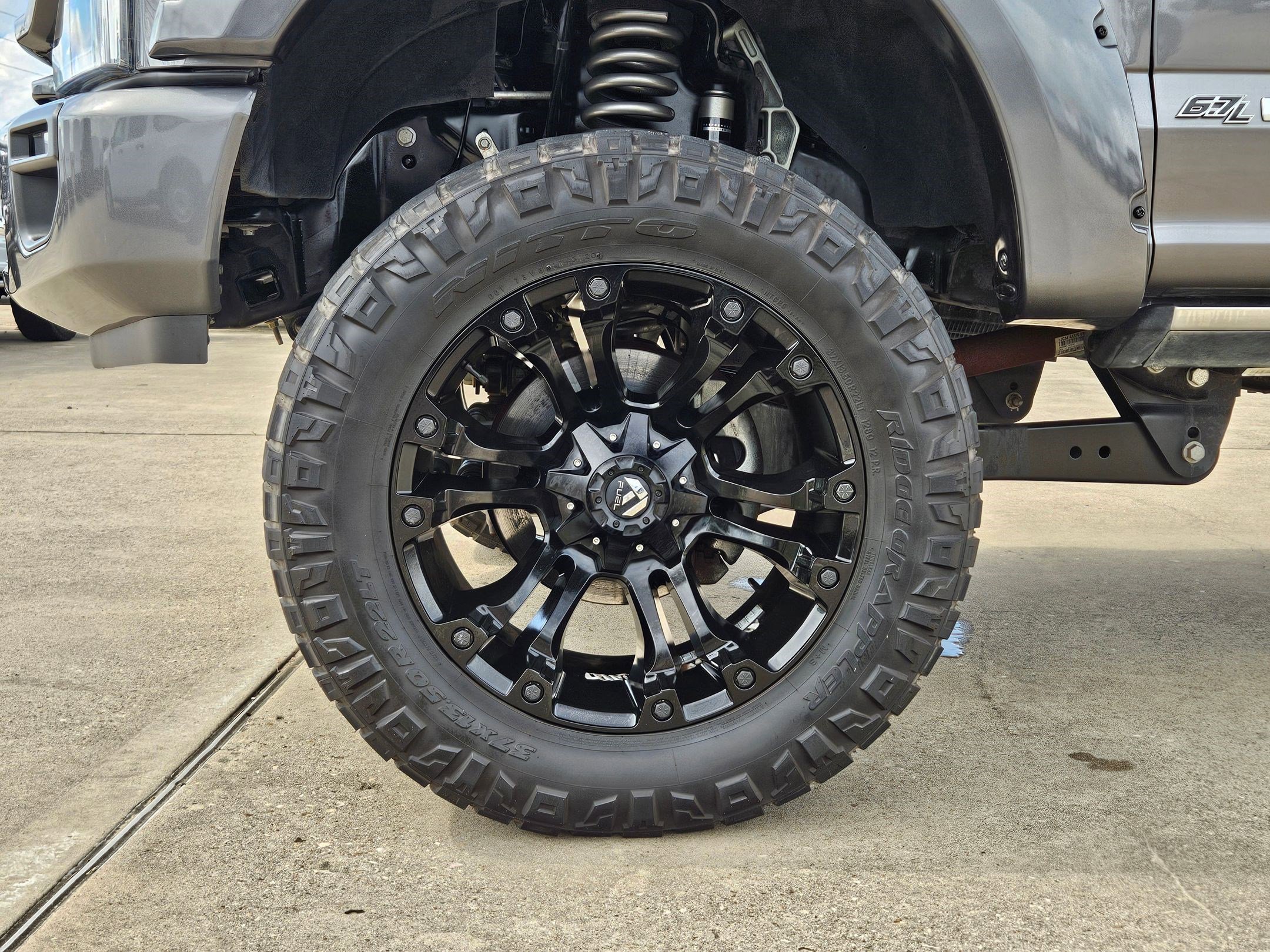 Used 2021 Carbonized Gray Metallic Ford Platinum image 10