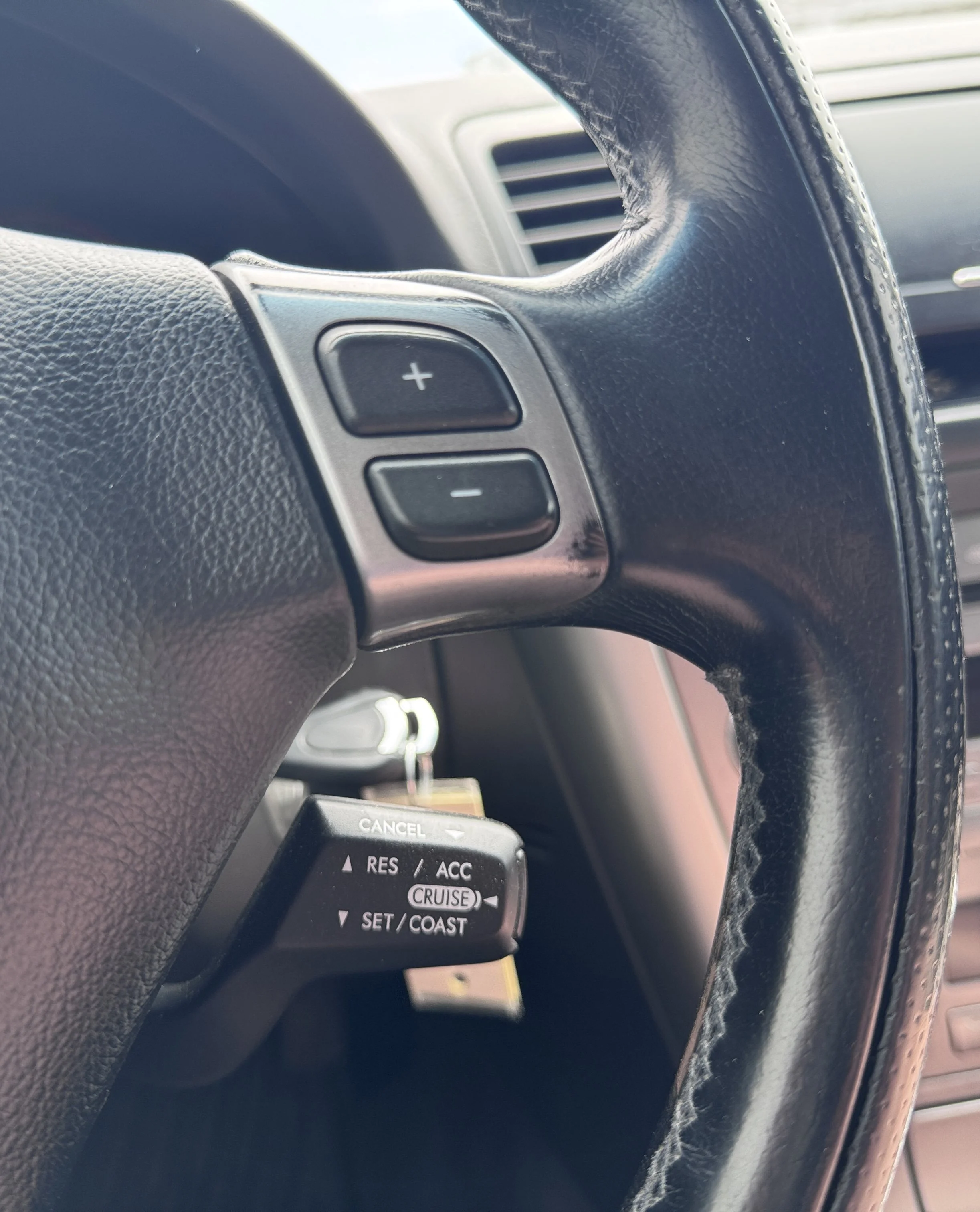 Used 2005  Subaru Outback XT Ltd image 19
