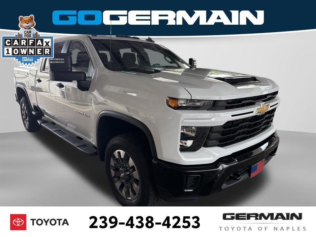 Used 2024 White Chevrolet Custom image 16