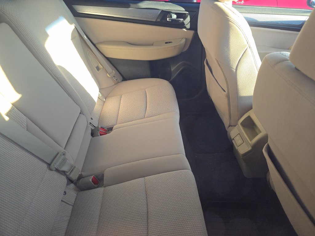 Used 2019  Subaru 2.5i Premium image 14