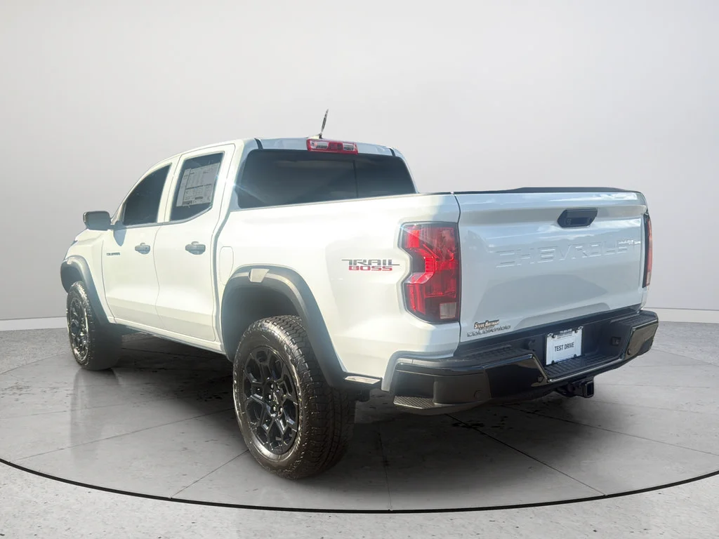 New 2026 Summit White Chevrolet Trail Boss image 7
