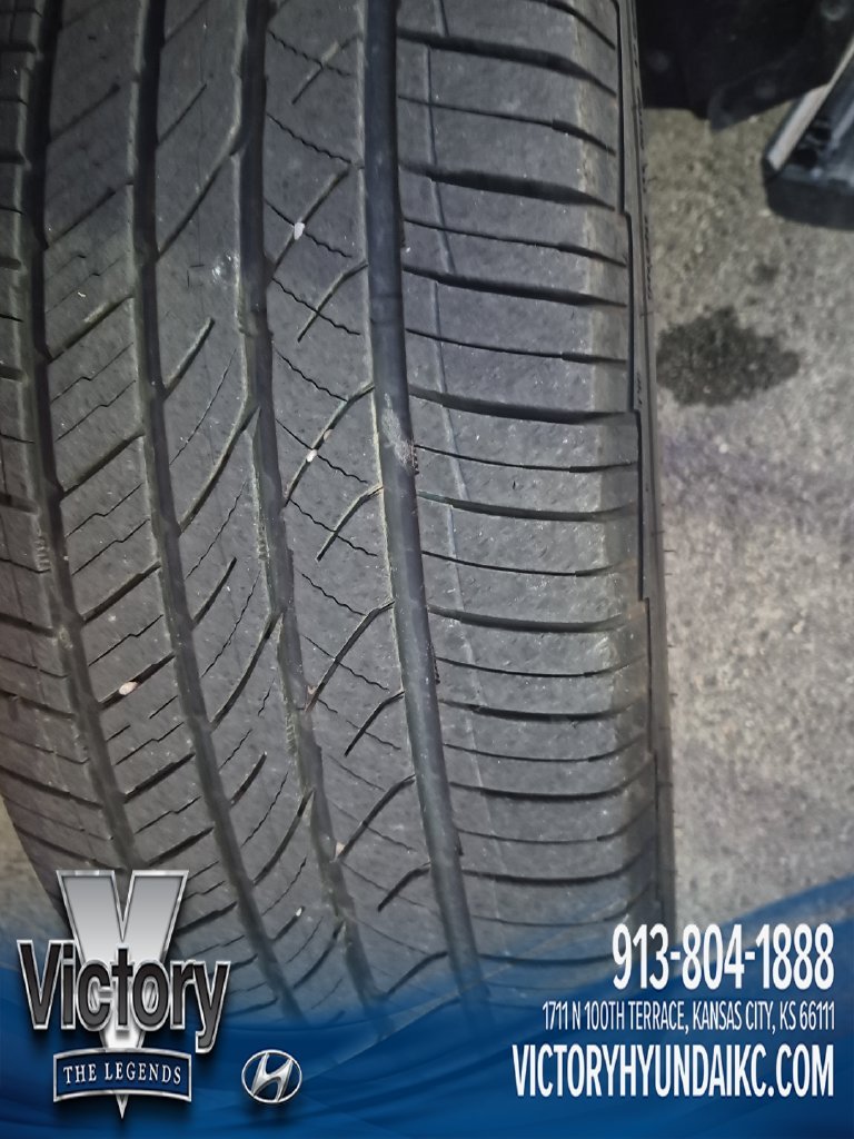 Used 2021 Black Chevrolet High Country image 28
