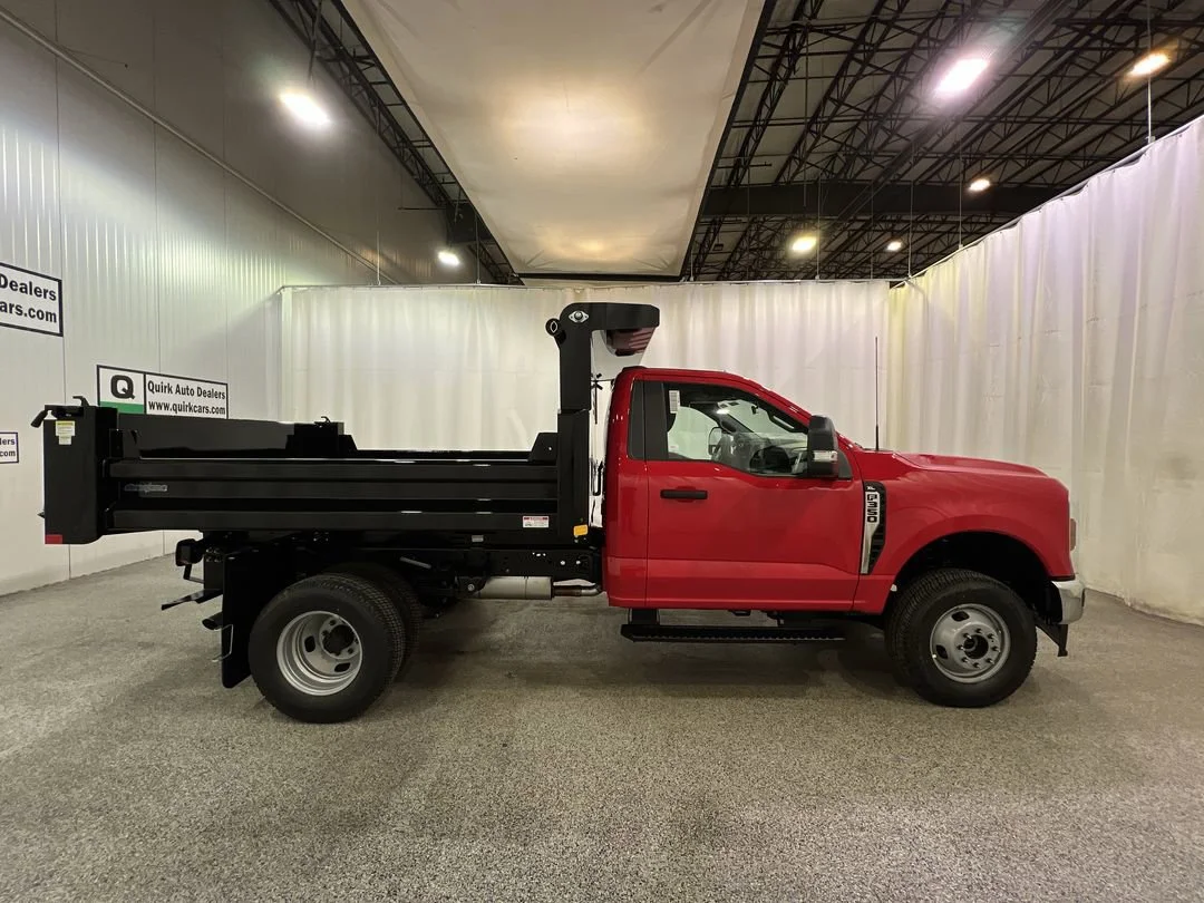 2026 Ford F-350 Super Duty Chassis Cab XL - Photo 5
