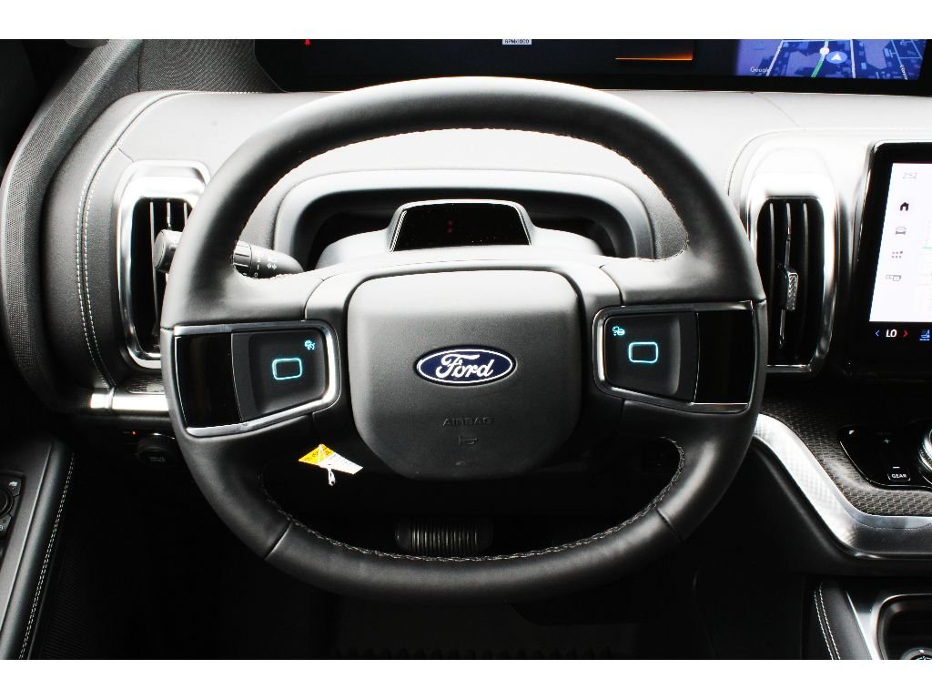 New 2027 Marsh Gray Ford Platinum image 6