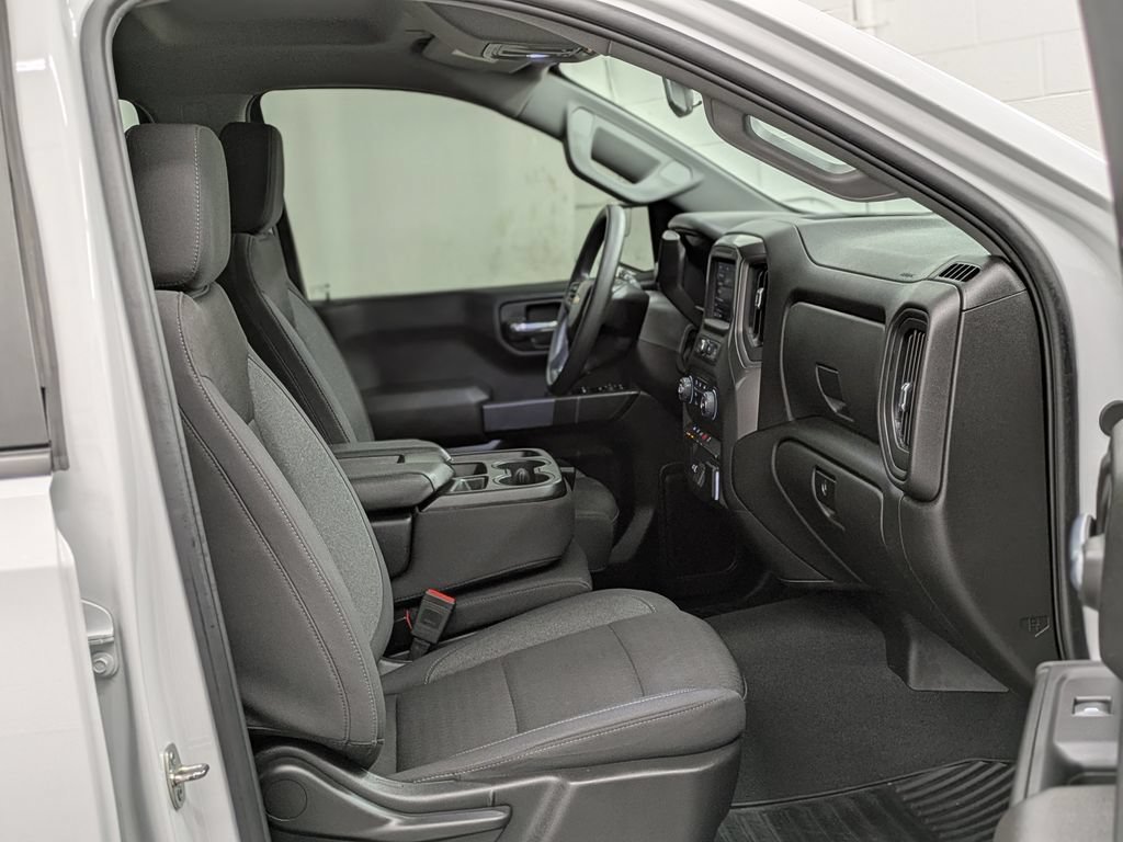 Used 2024 Summit White Chevrolet Custom image 23