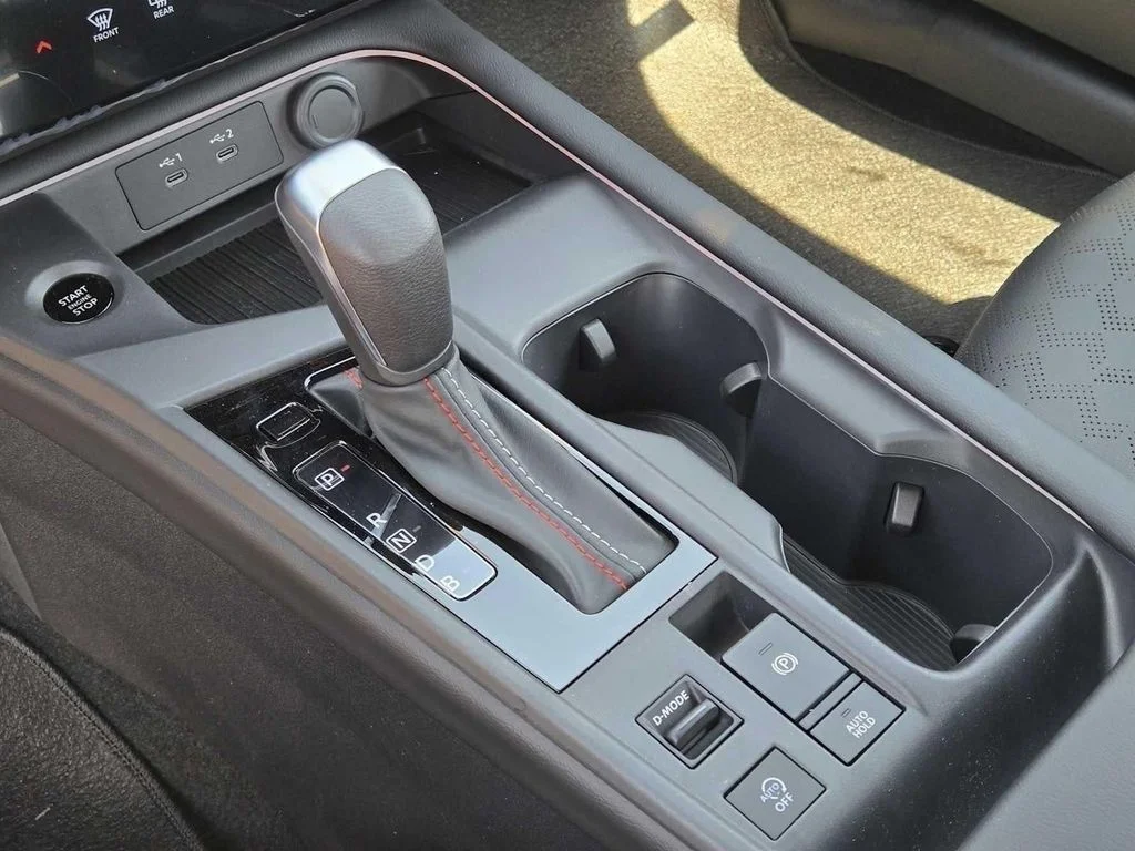 2026 Nissan Sentra SR - Photo 29