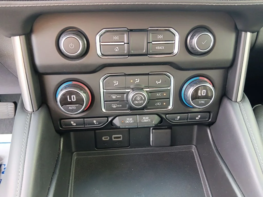Used 2021 Satin Steel Metallic Chevrolet Z71 image 23