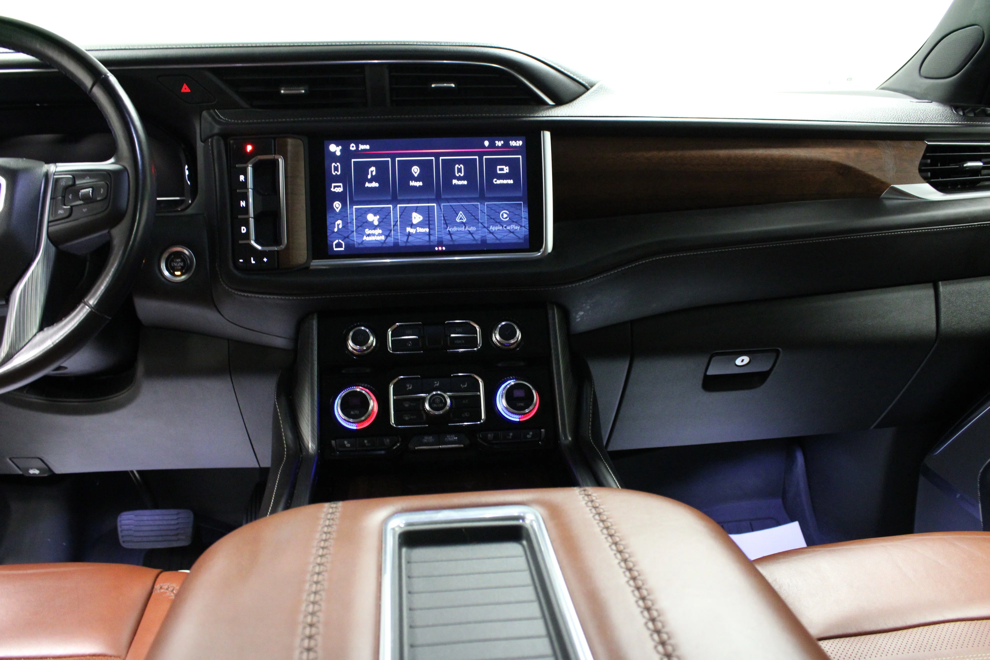 Used 2023 Onyx Black GMC Denali Ultimate image 18