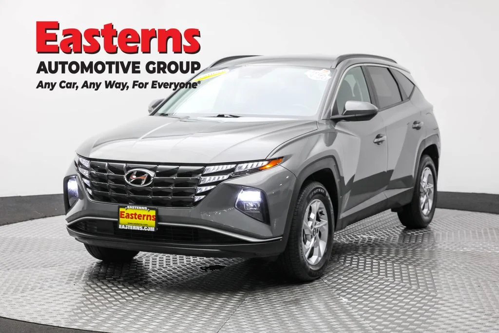Used 2024 Gray Hyundai SEL image 1