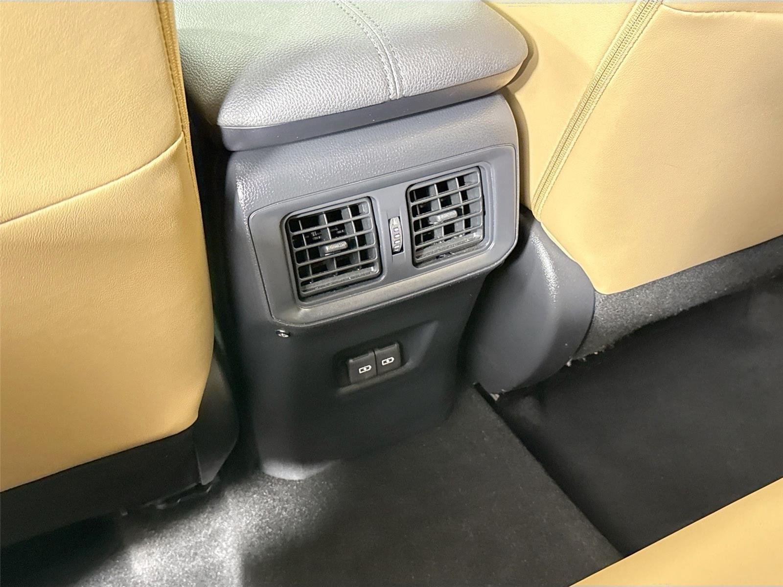 Used 2025 Midnight Black Metallic Toyota XLE Premium image 34