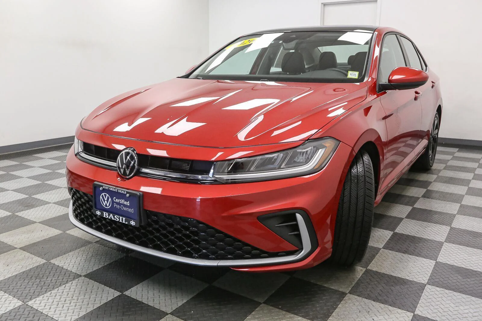 Certified Used 2026 Kings Red Metallic Volkswagen SE image 5