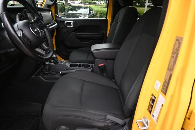 Used 2021  Jeep Unlimited Sport S image 16