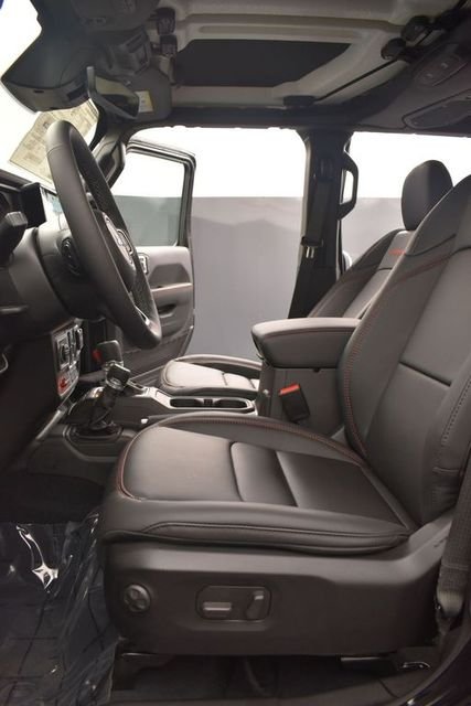 New 2026 Black Clear-Coat Exterior Paint Jeep Rubicon X image 9
