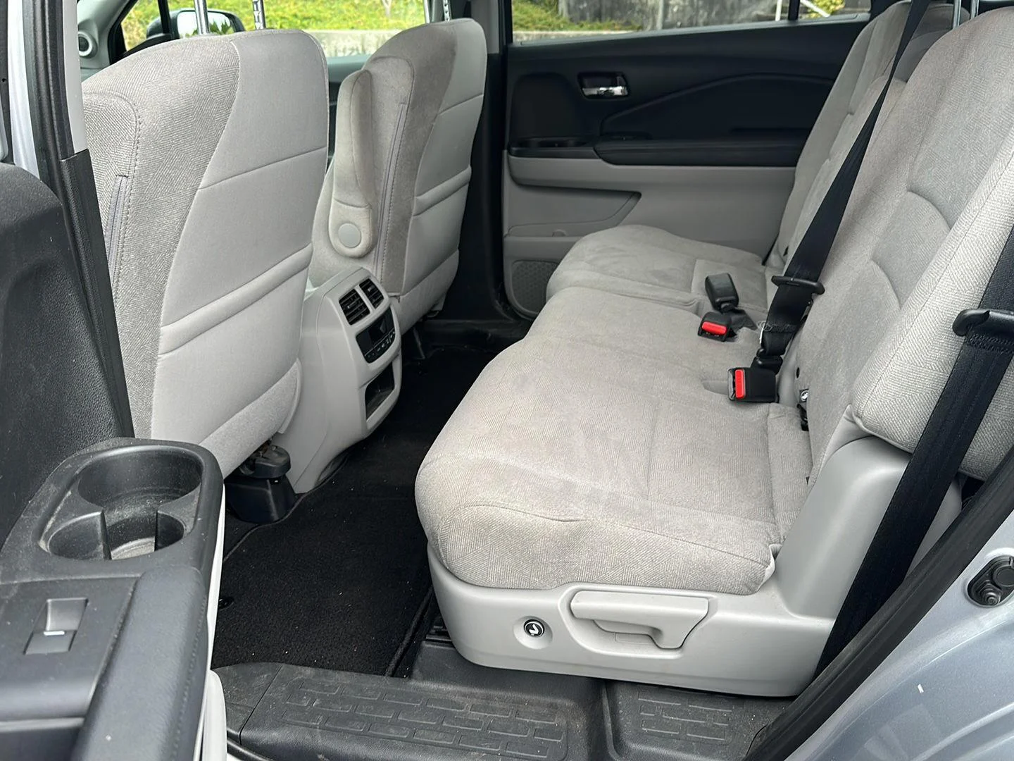 Used 2019 Lunar Silver Metallic Honda EX image 9