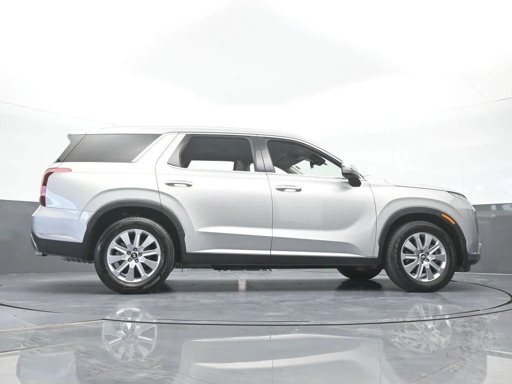 Used 2025 Typhoon Silver Hyundai SEL image 70