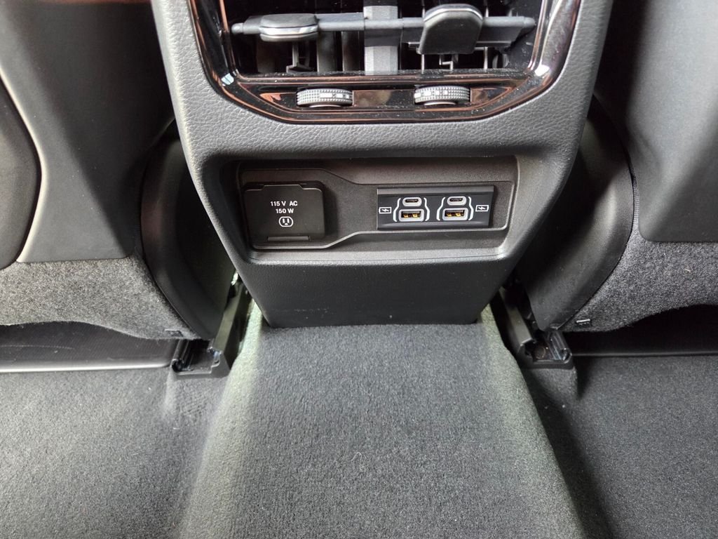Used 2023 White Jeep Altitude X image 15