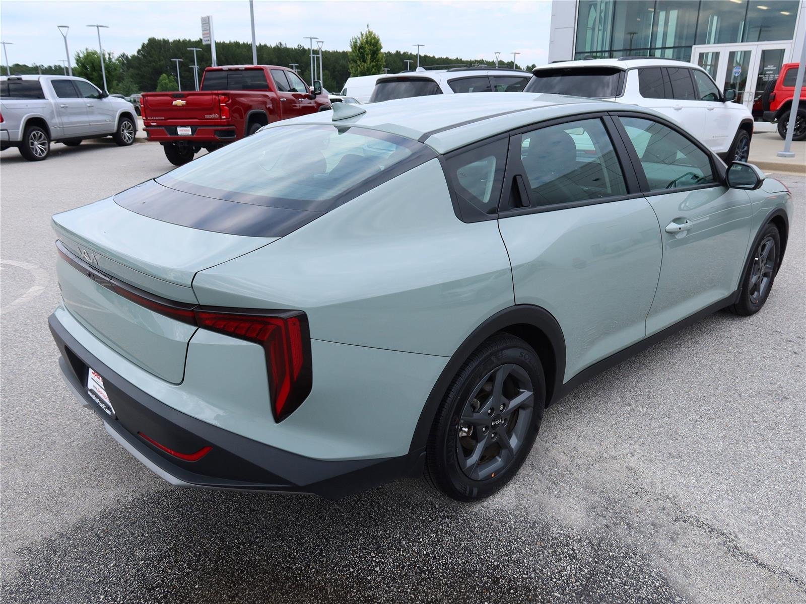 Used 2025 Morning Haze Kia LXS image 6
