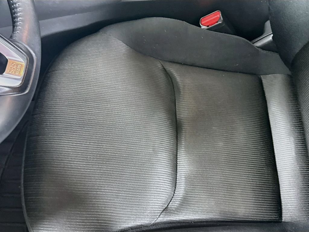 Used 2018 Machine Gray Metallic Mazda Sport image 18