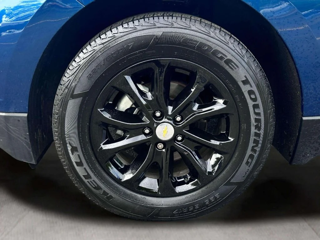 Used 2019 Pacific Blue Metallic Chevrolet LT image 27