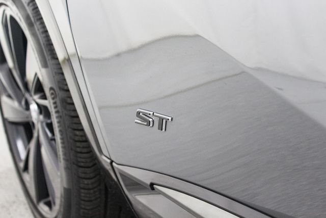 Used 2025 Gray Buick Sport Touring image 13