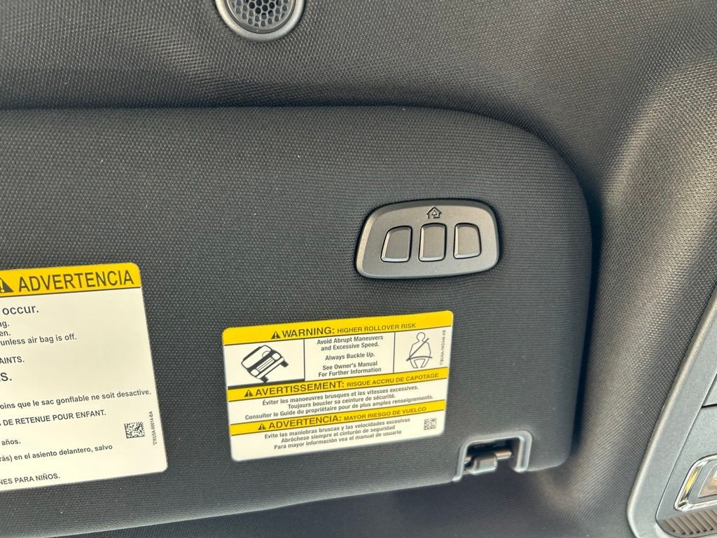 New 2026 Oxford White Ford Lariat image 37